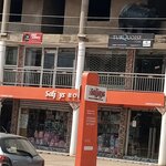 Saljays (Nmai-Dzorn, Nii Kwafio Road, B27), bookstore