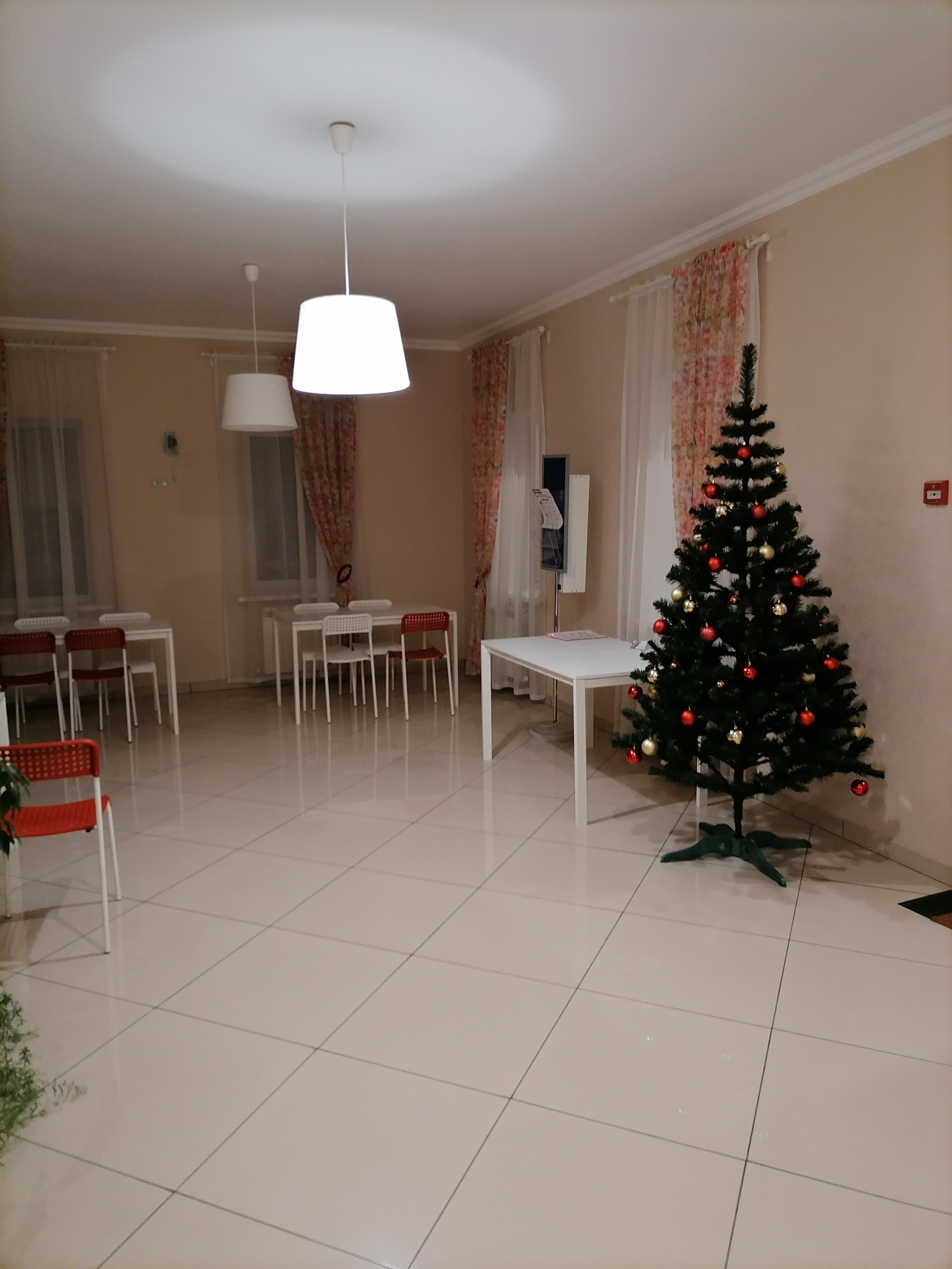 Фото Август