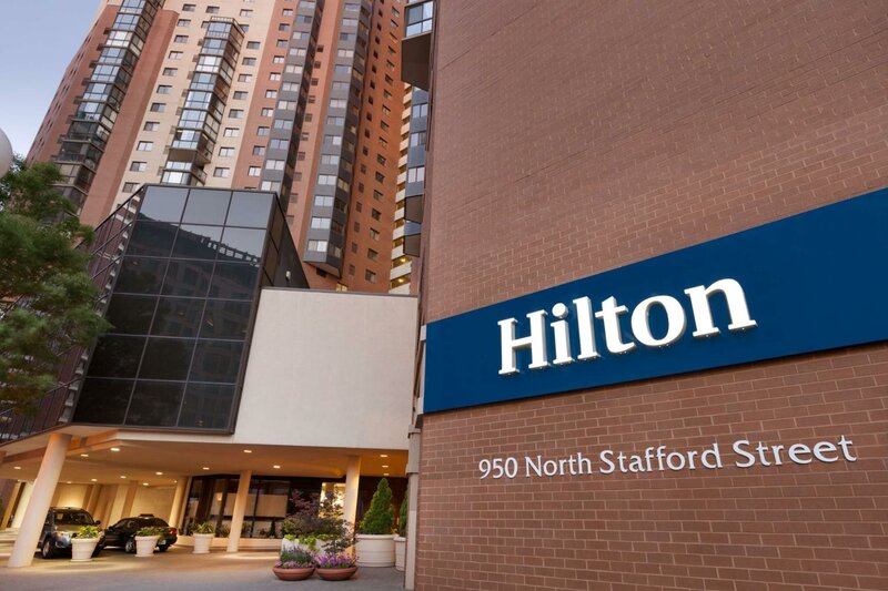 Гостиница Hilton Arlington в Арлингтоне