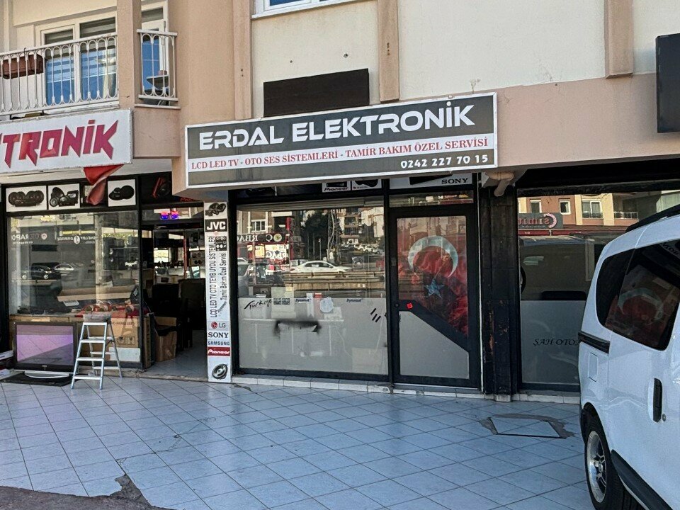 Electronic devices and components Erdal Electronics, Antalya, photo