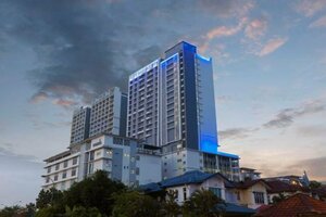 Гостиница Sleeps 4 Pax @ I-City в Шах-Аламе