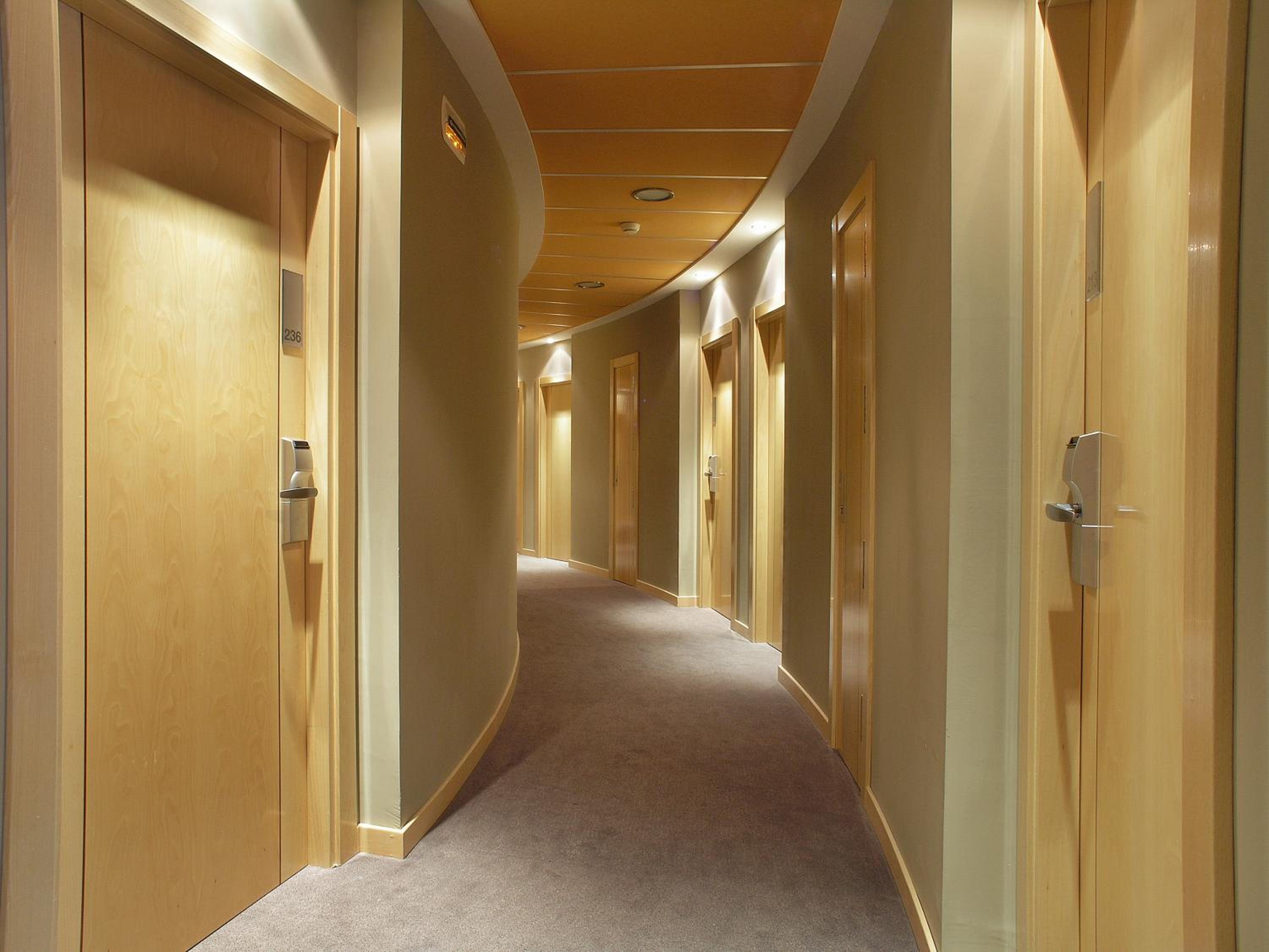 Фото Cross Hotel Elorz