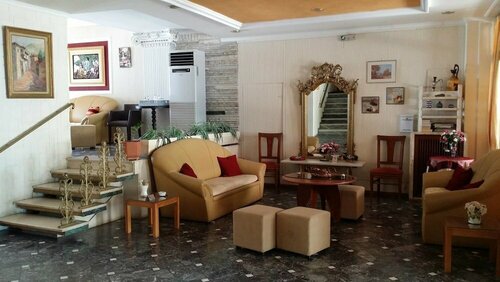 Гостиница Akti в Лутраки