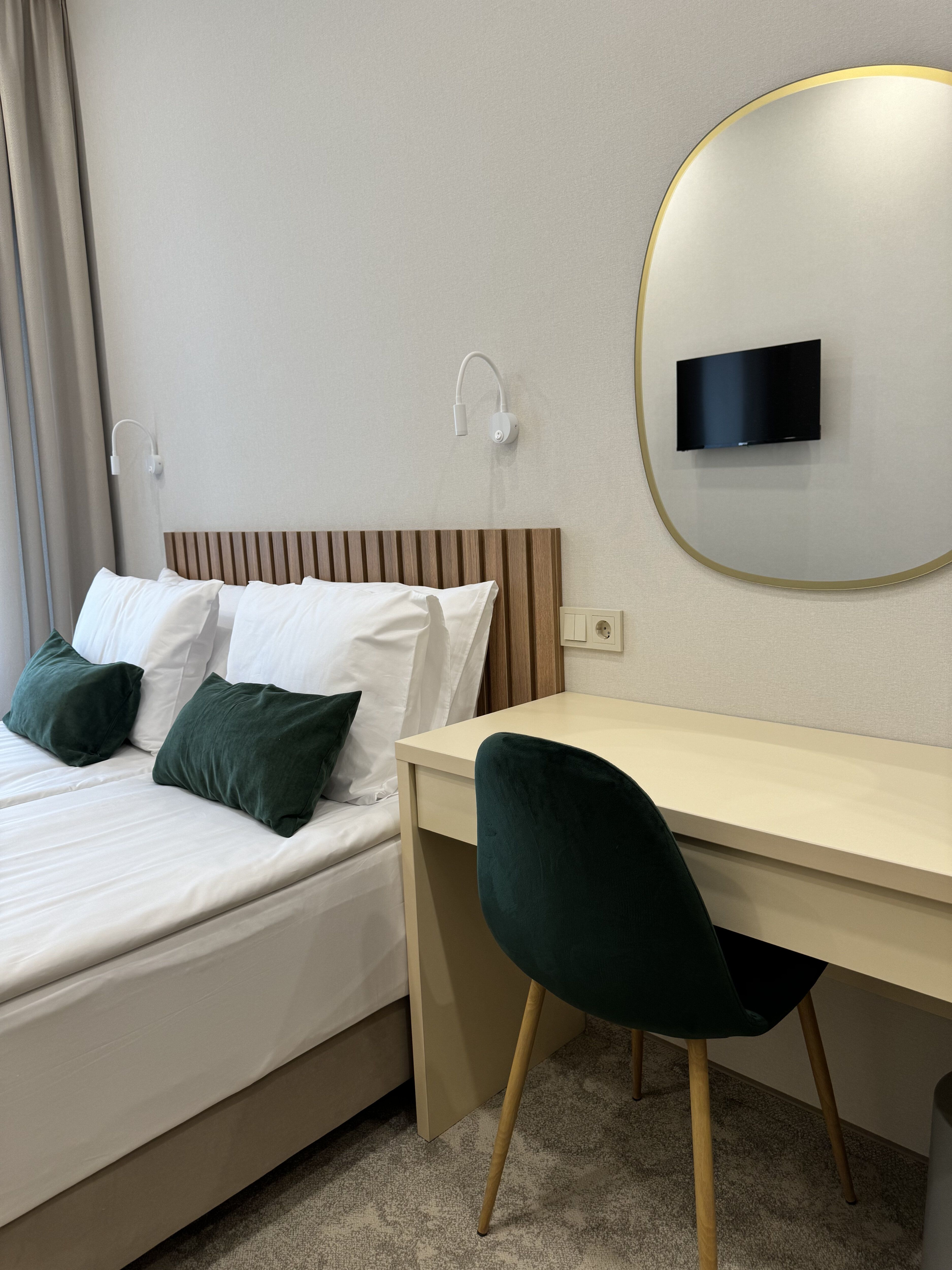 Фото Mirum hotel