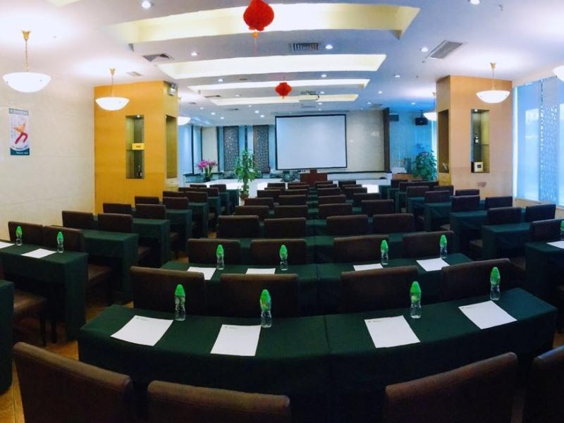 Фото GreenTree Inn Dongguan Houjie Business Hotel