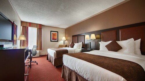 Гостиница Best Western Plus Lubbock Windsor Inn в Лаббоке