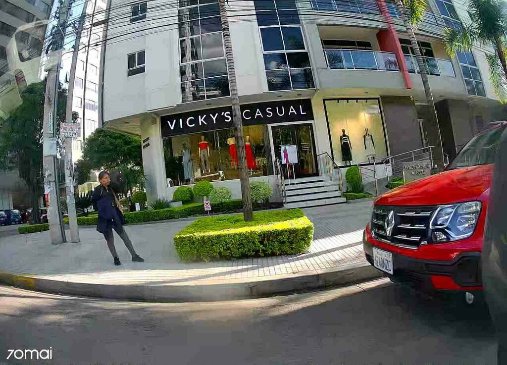 Clothing store Vicky's Casual, Cochabamba, photo