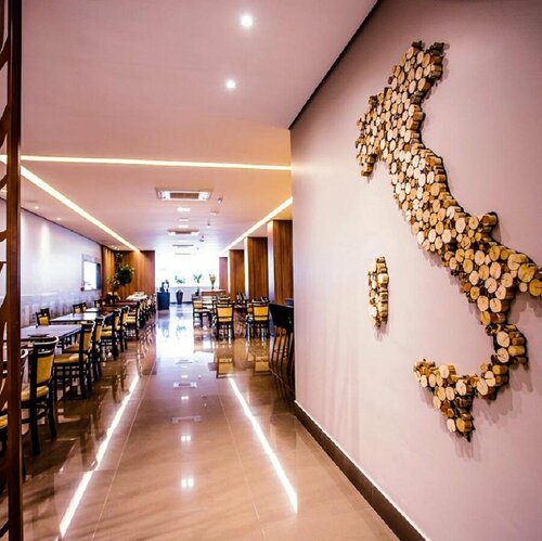 Гостиница Fratele Business Hotel  