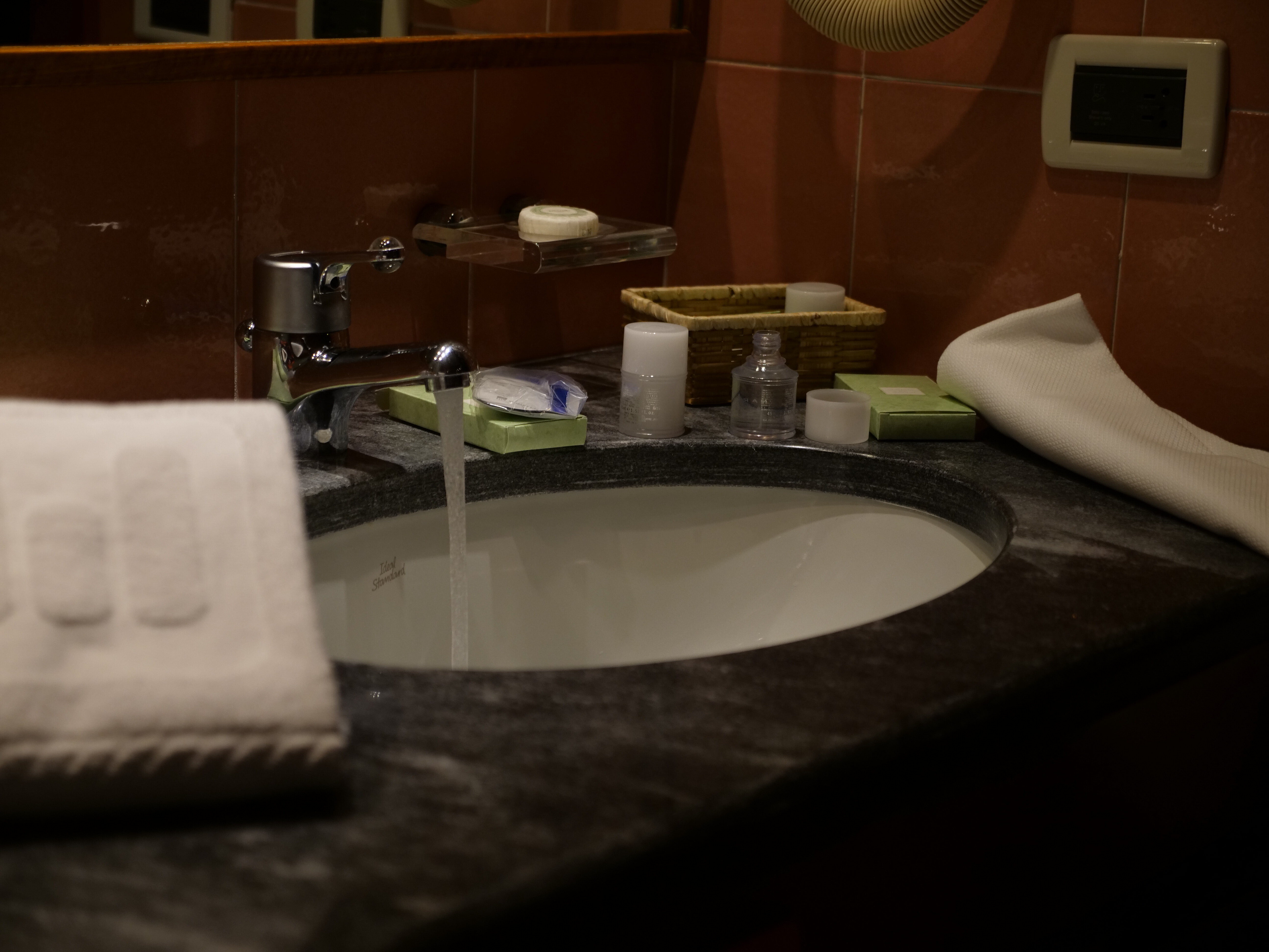 Фото 81768024439