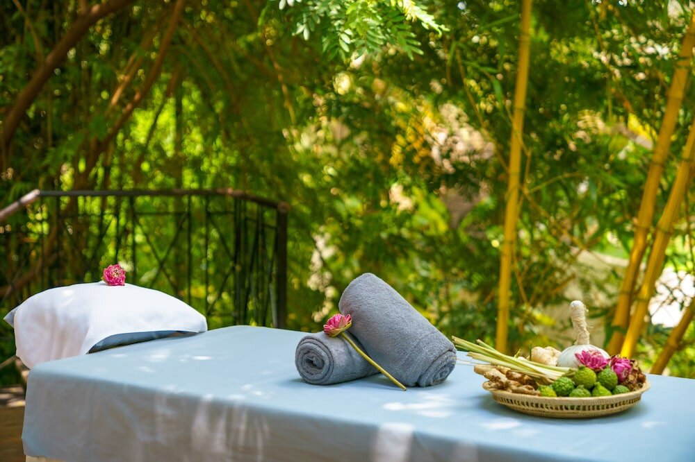 Фото Heritage Suites Hotel