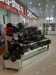 Plus & Minus (Oktyabrya Avenue, 4/1) ، متجر بيع القبعات