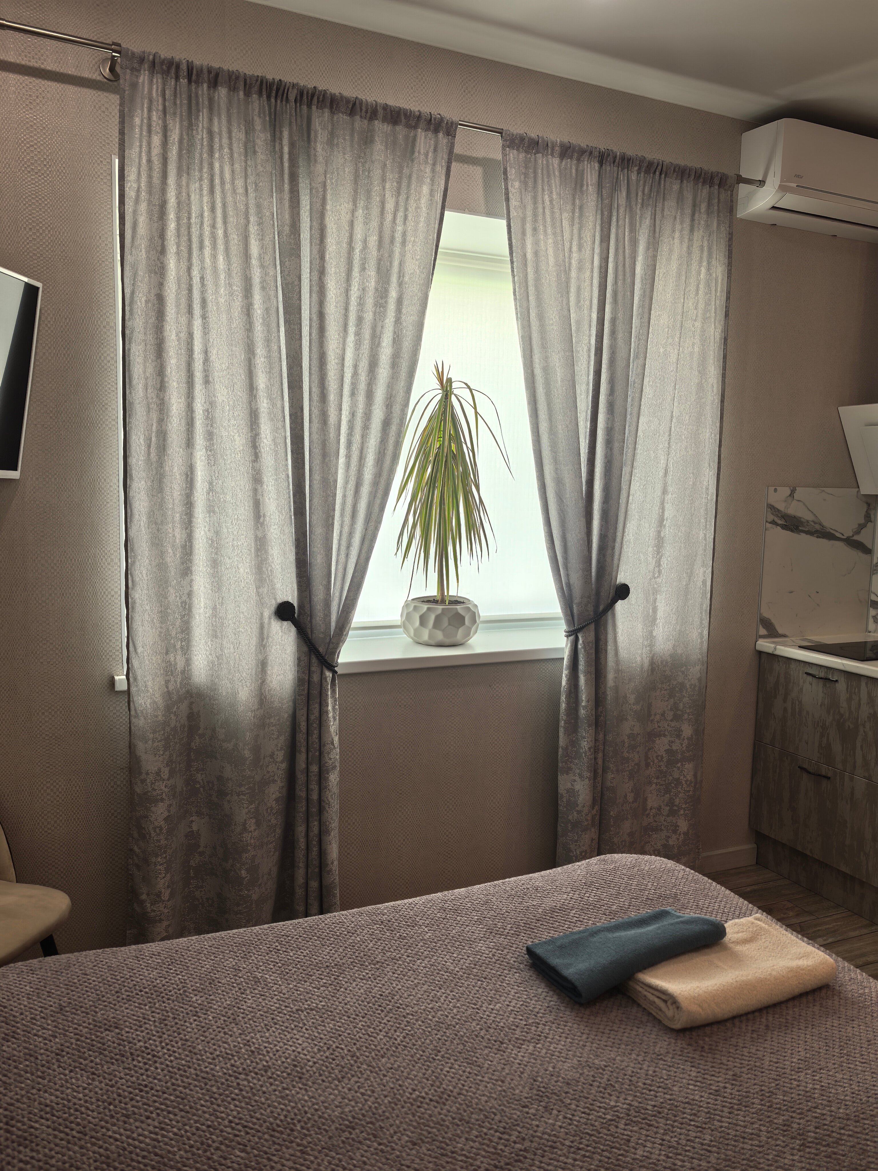 Фото На сутки и более