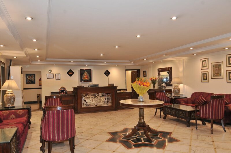Гостиница Qutub Residency в Дели