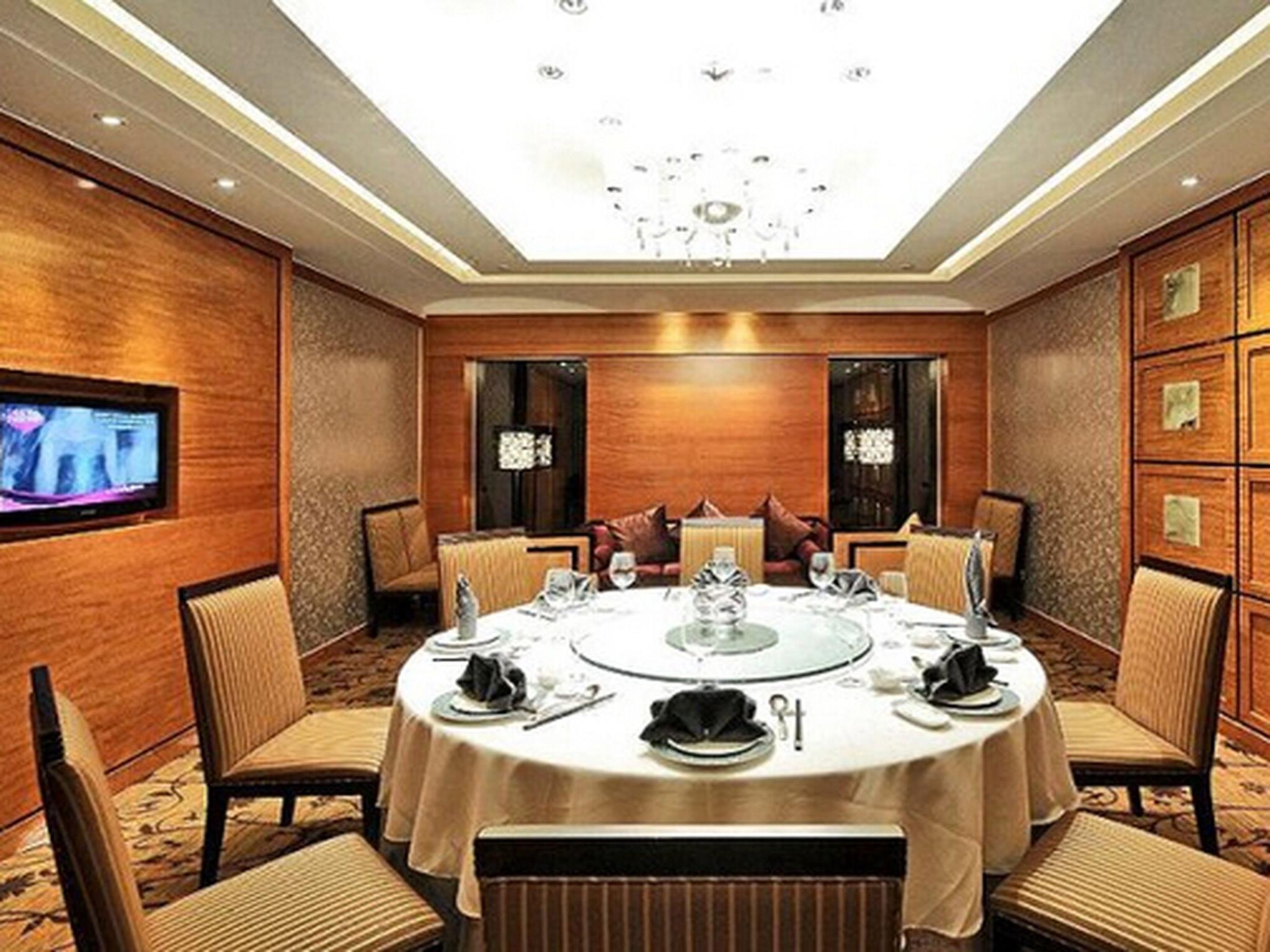 Фото Chengdu Minya Hotel