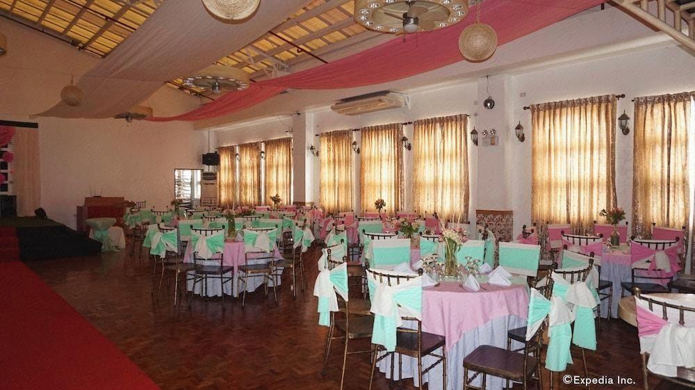 Фото Rooms498 - Hostel