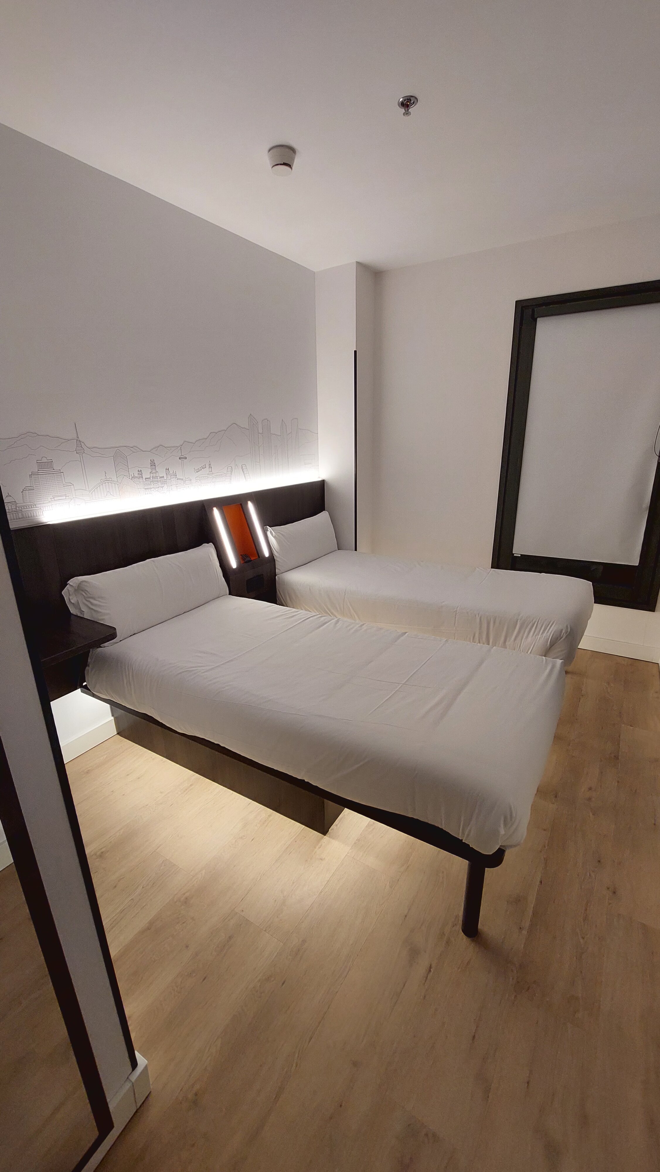 Фото EasyHotel Madrid Centro Atocha