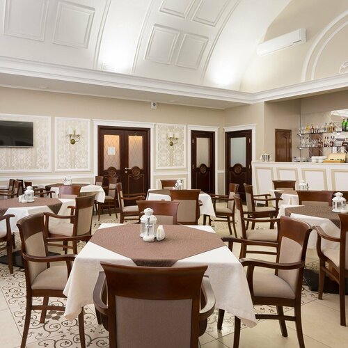 Внешний вид отеля ТрансОтель в Екатеринбурге, фото 3