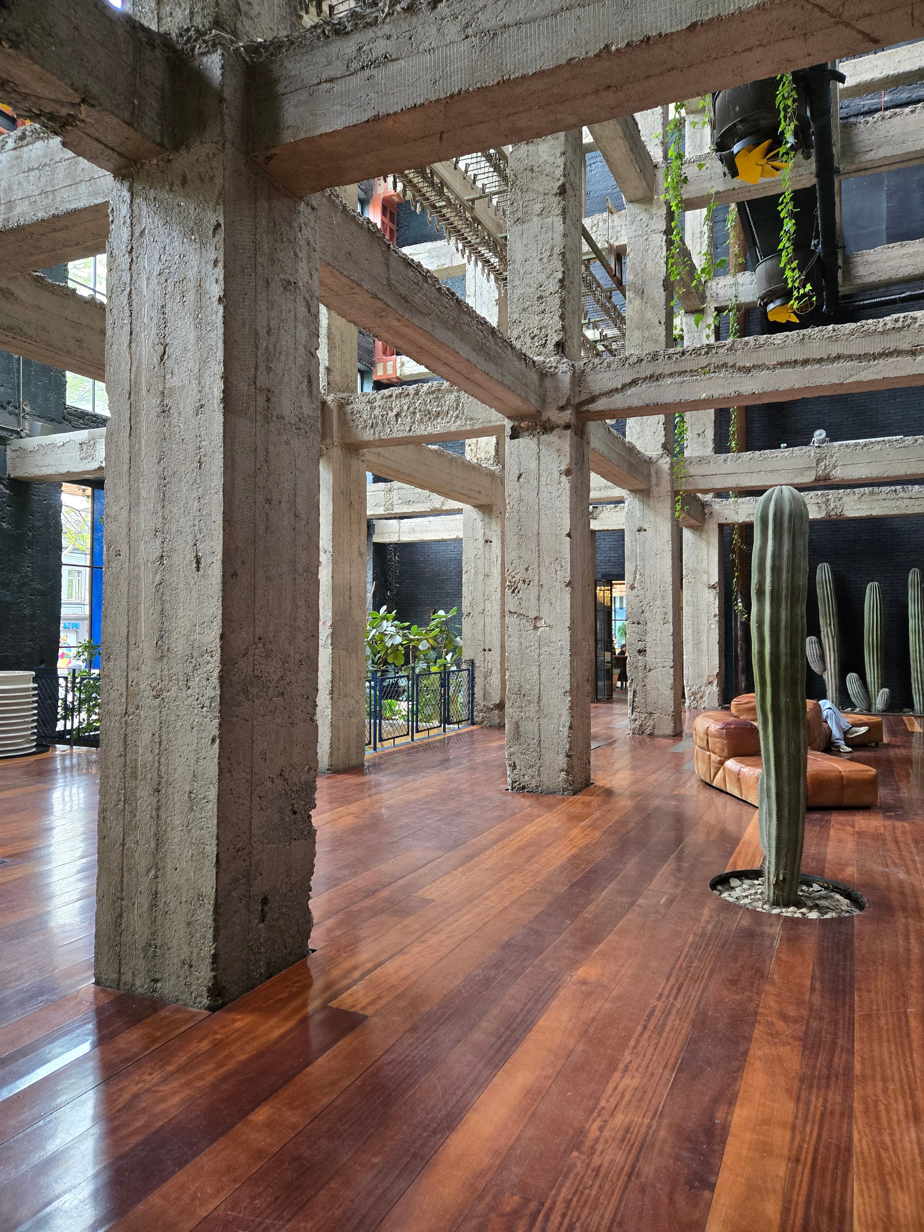 Фото Stamba Hotel