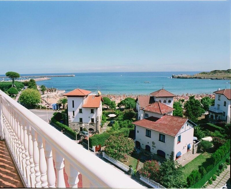 Гостиница Las Rocas Playa Hotel
