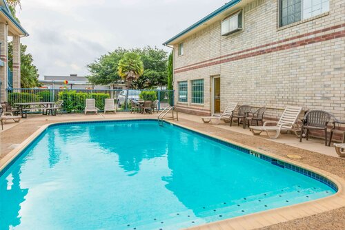 Гостиница Days Inn by Wyndham San Antonio Southeast by At&t Center в Сан-Антонио