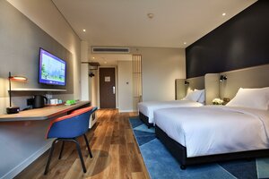 Гостиница Holiday Inn Express Guilin Center в Гуйлине