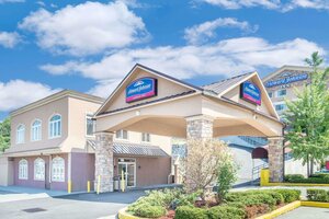 Гостиница Howard Johnson by Wyndham North Bergen в Норт Бергене