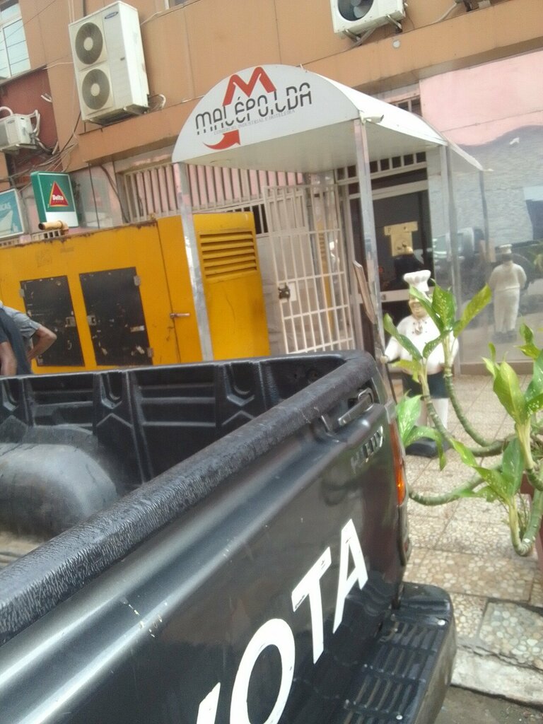 Dormitory Malepo Lda, Loanda, photo