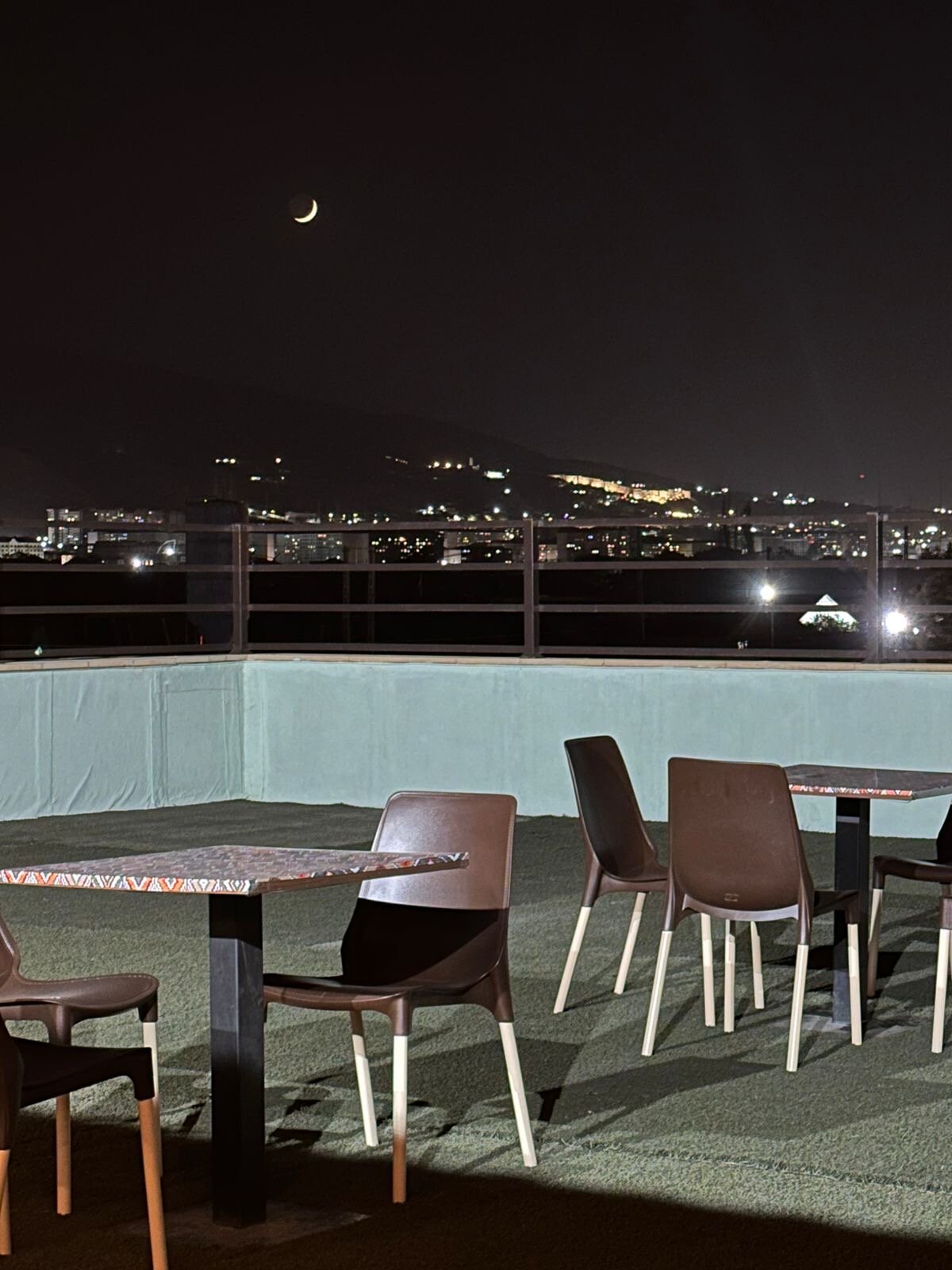 Фото Платан