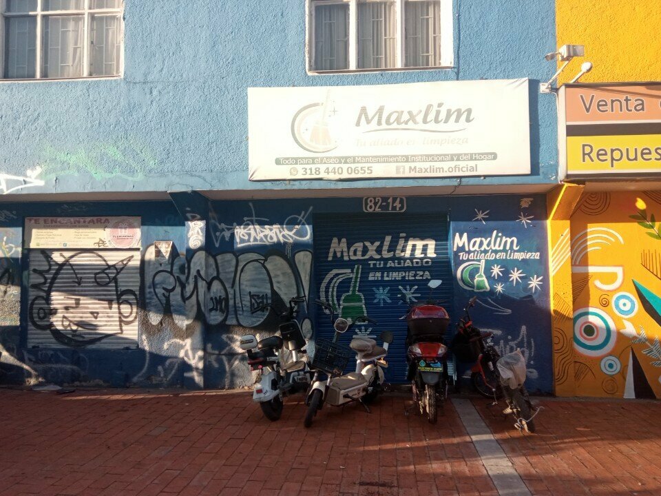 Household chemicals wholesale Maxlim, Bogota, photo