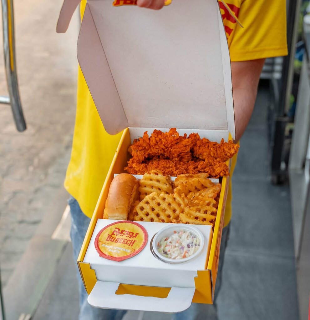 Restaurant Bu Deech, Dubai, photo