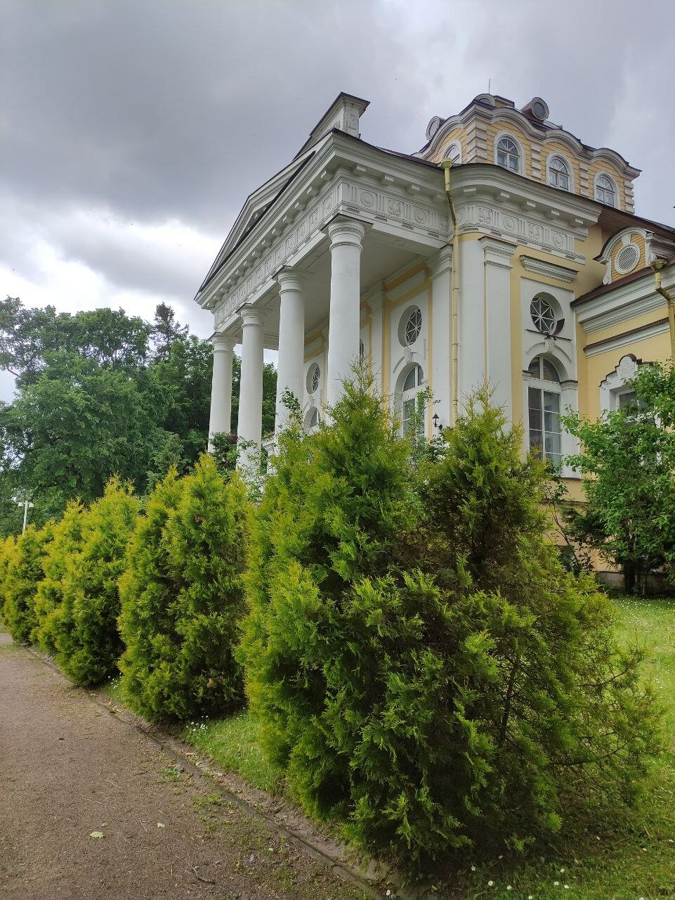 Фото Дворец Елизаветино