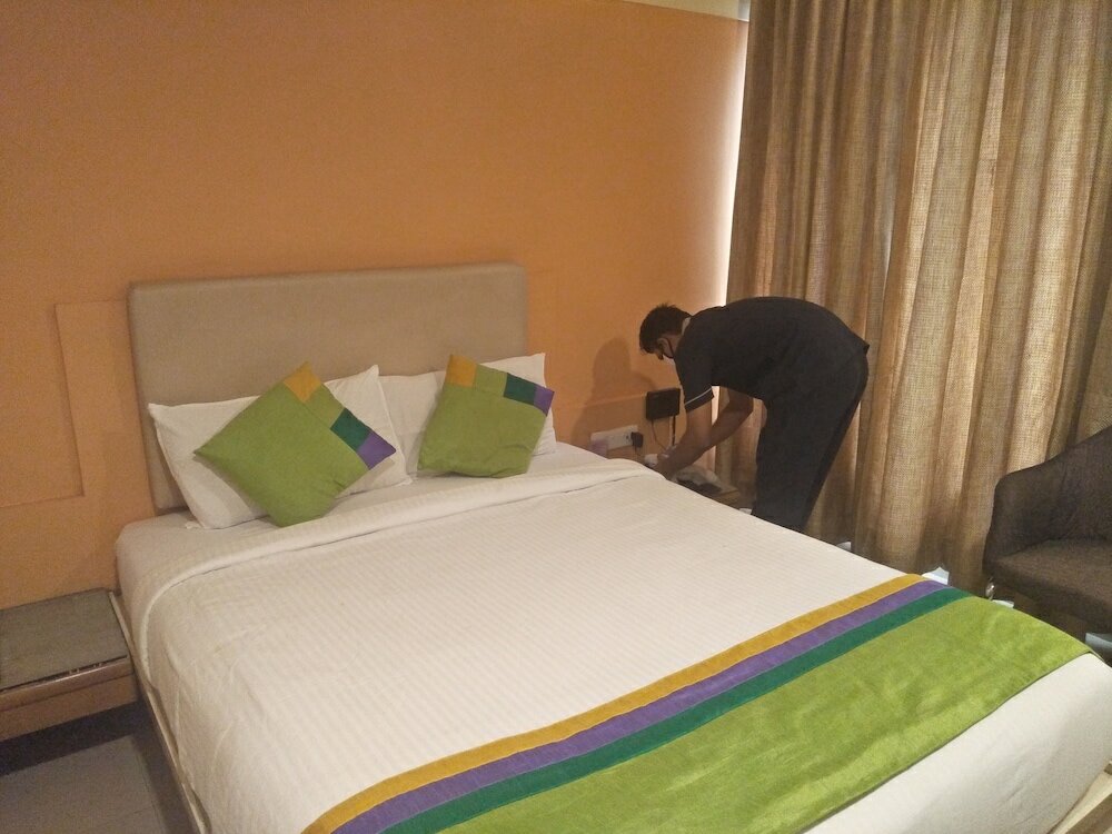 Фото Hotel Basera