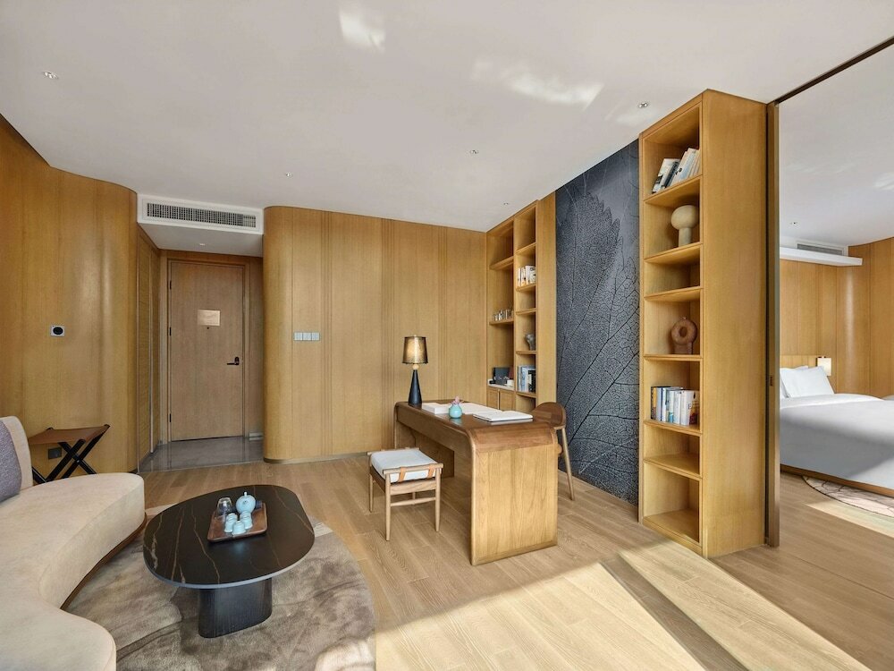 Фото Garrya Huzhou Lucun