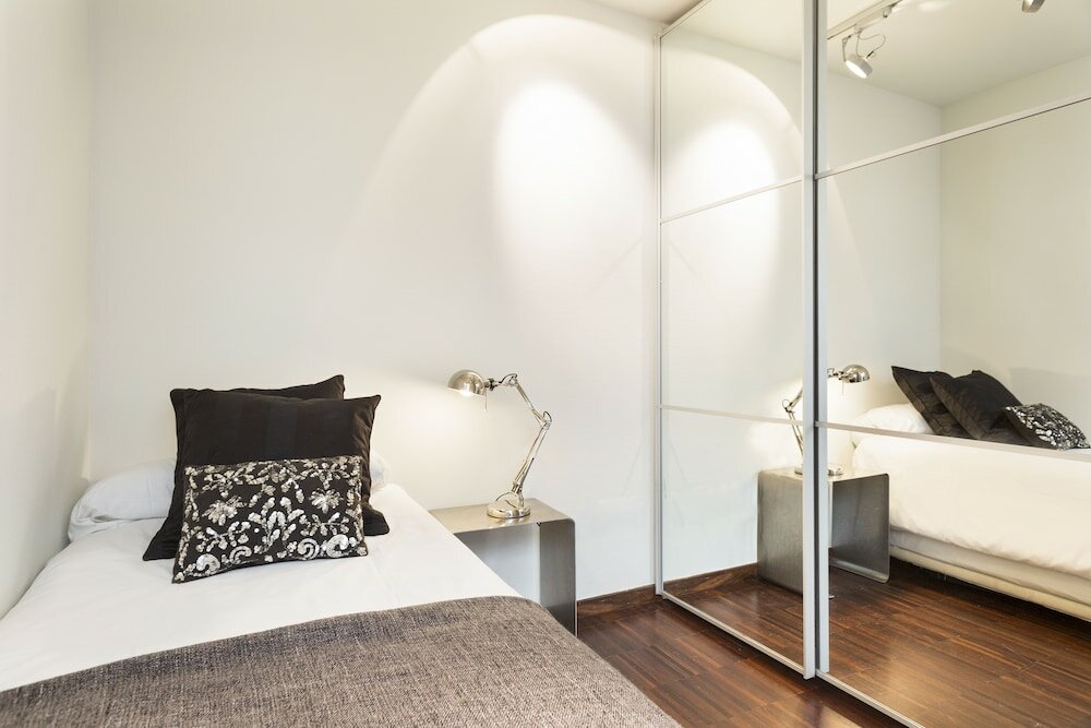 Фото My Space Barcelona Executive Apartments Center