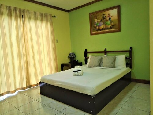 Гостиница La Gracia Apartelle Tagaytay в Тагайтае