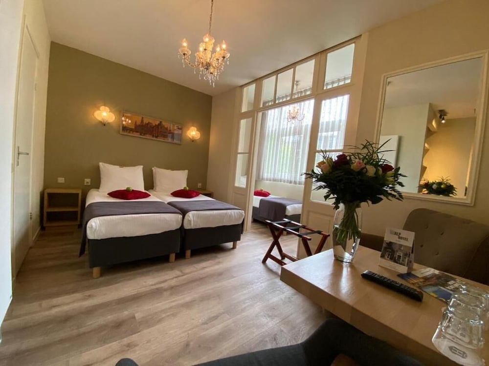 Фото Alp Hotel Amsterdam