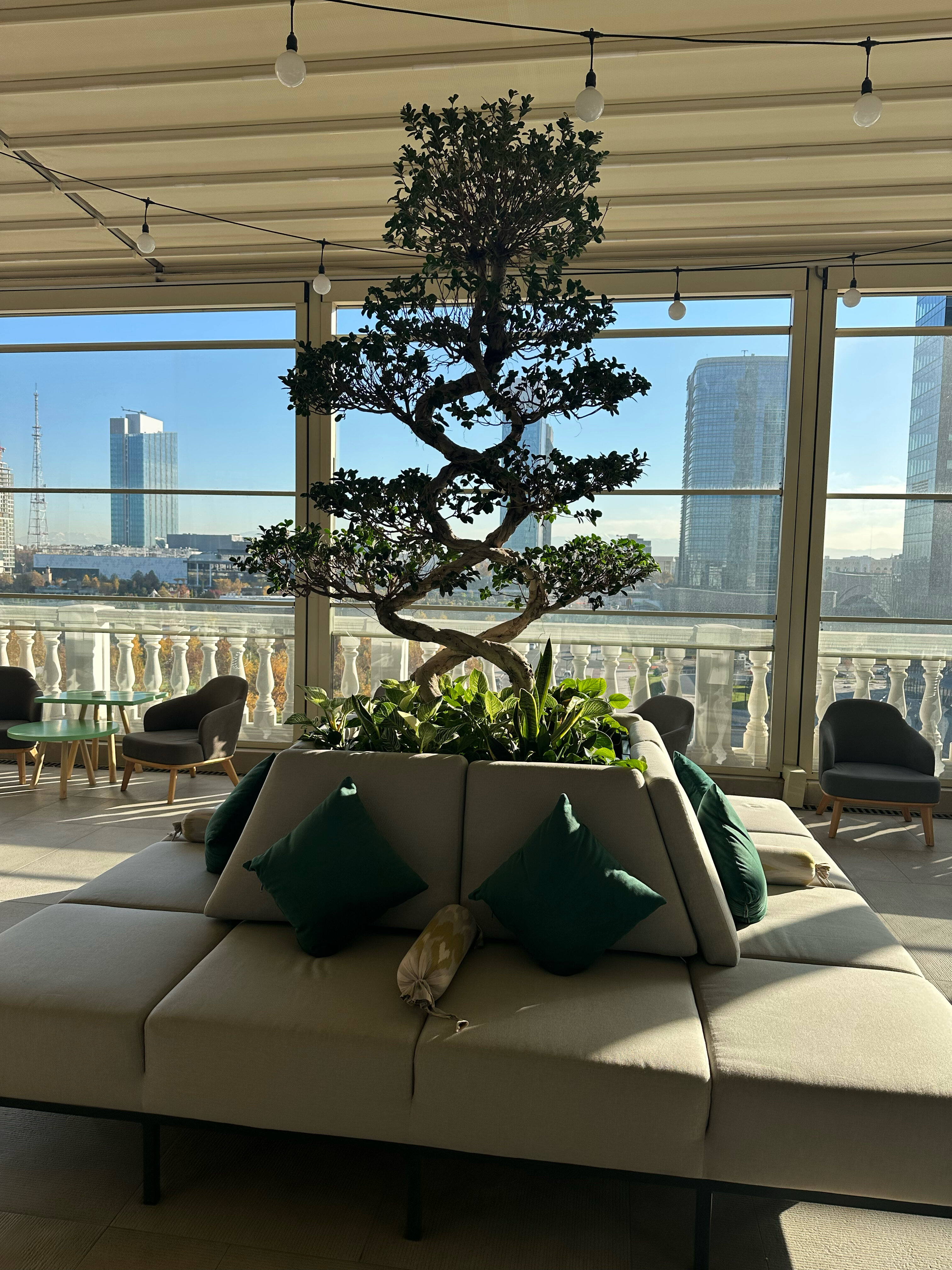 Фото Holiday Inn Tashkent City