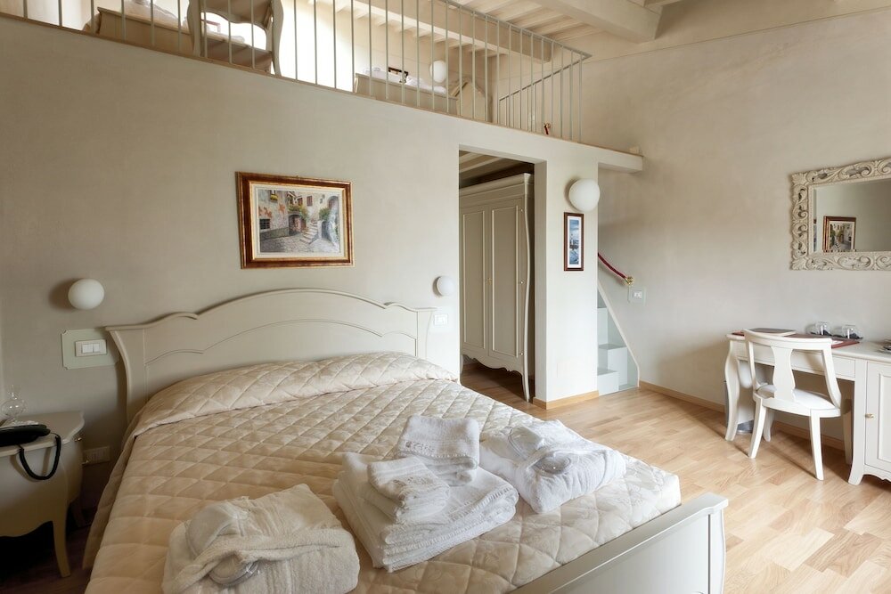 Фото Residenza d'Epoca Relais i Miracoli