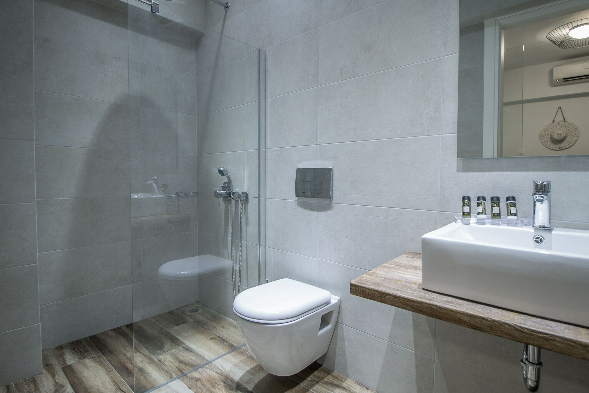 Фото Margaret of Naxos