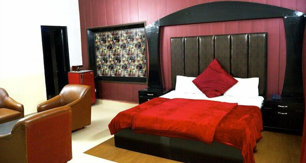 Фото Hotel Shiraz Continental