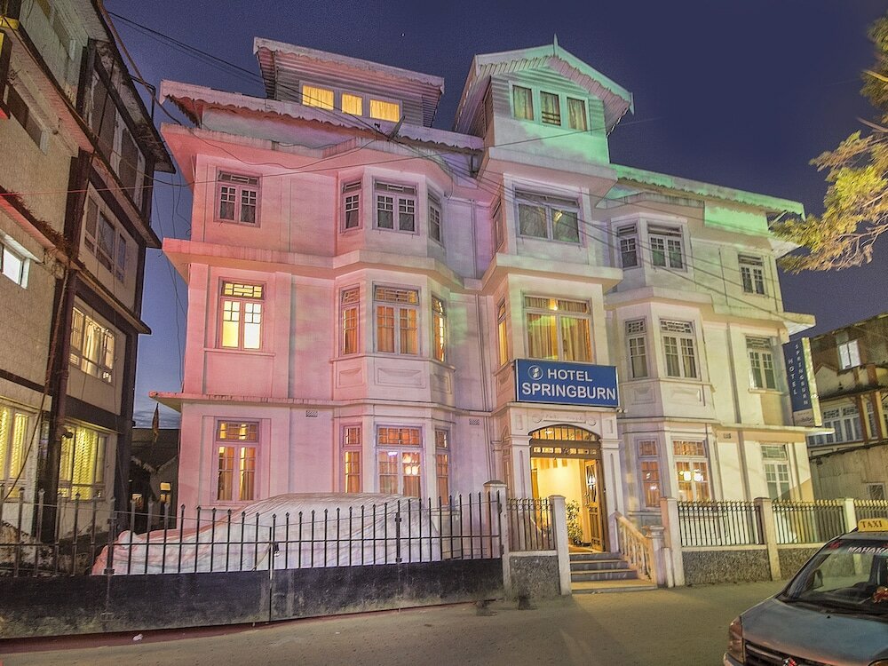 Фото Muscatel SpringBurn - 100Mts MallRoad