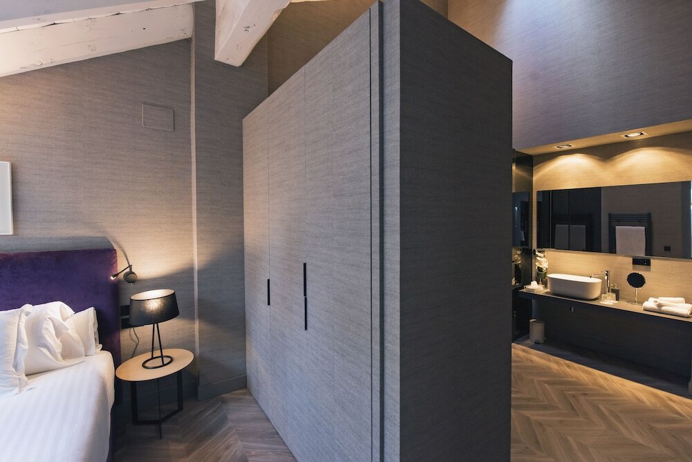 Фото Palacio Salvetti Suites