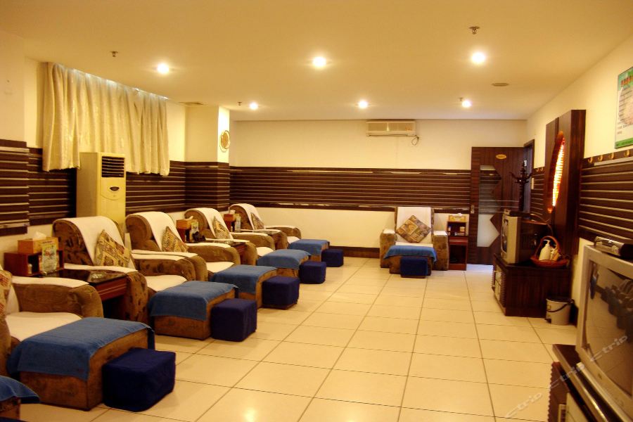 Фото Kangyi Hotel