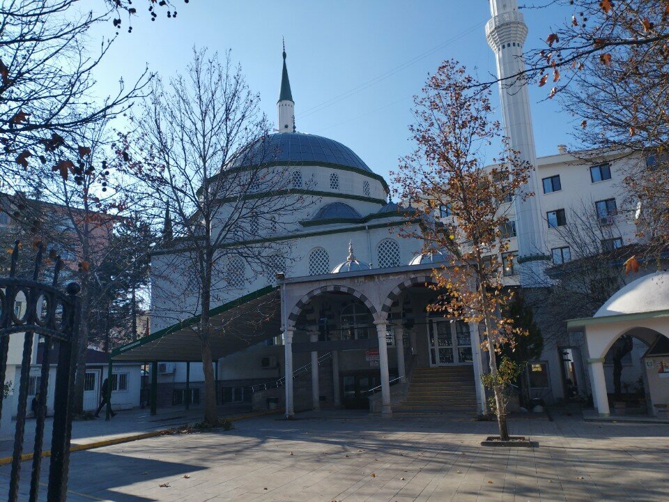 Mosque Sehit Polis Fethi Sekin Yildiz Orta Mosque, Ankara, photo