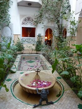 Фото Riad Hadika Maria