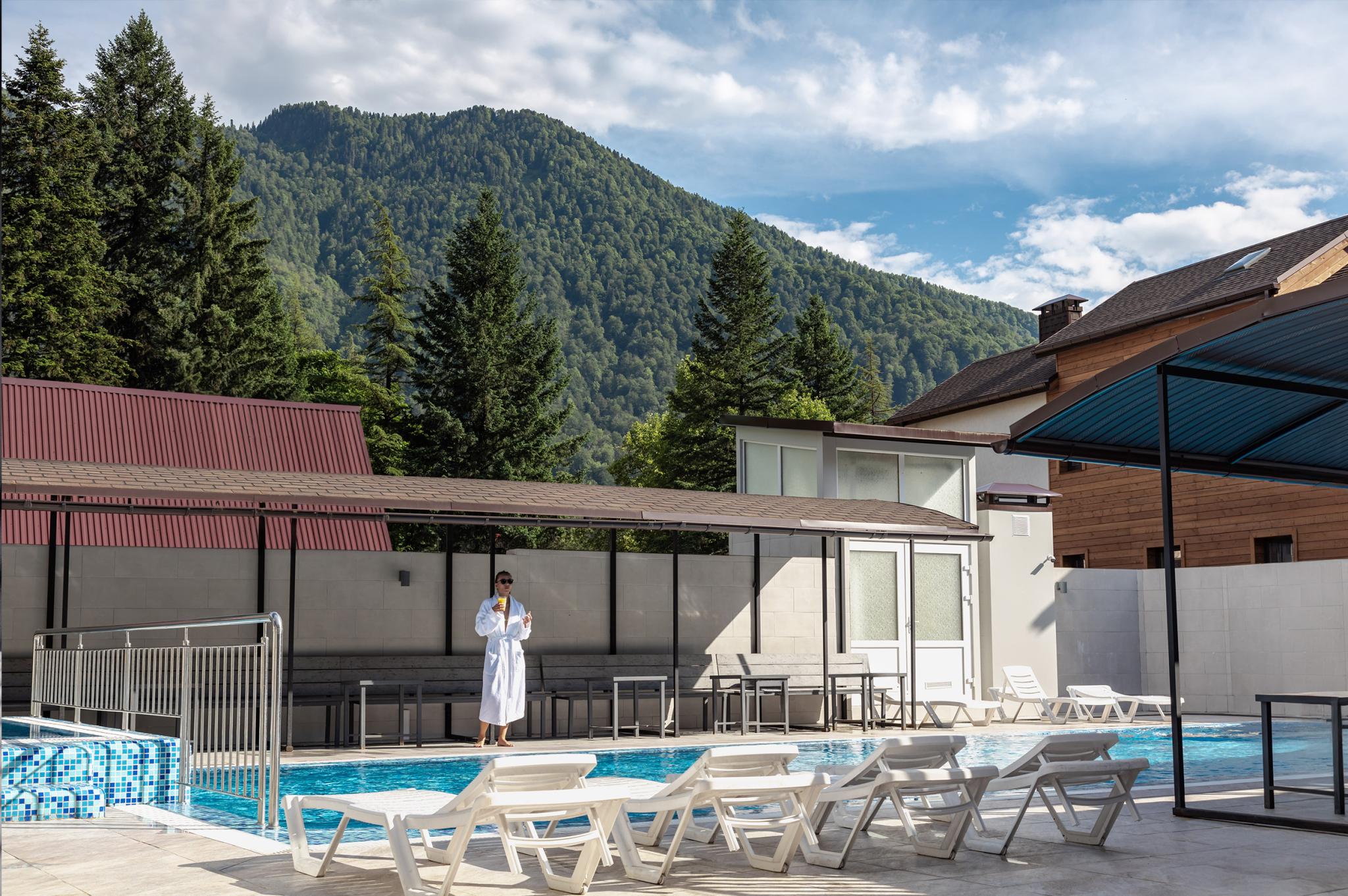 Фото Горная Кадриль Редэнс