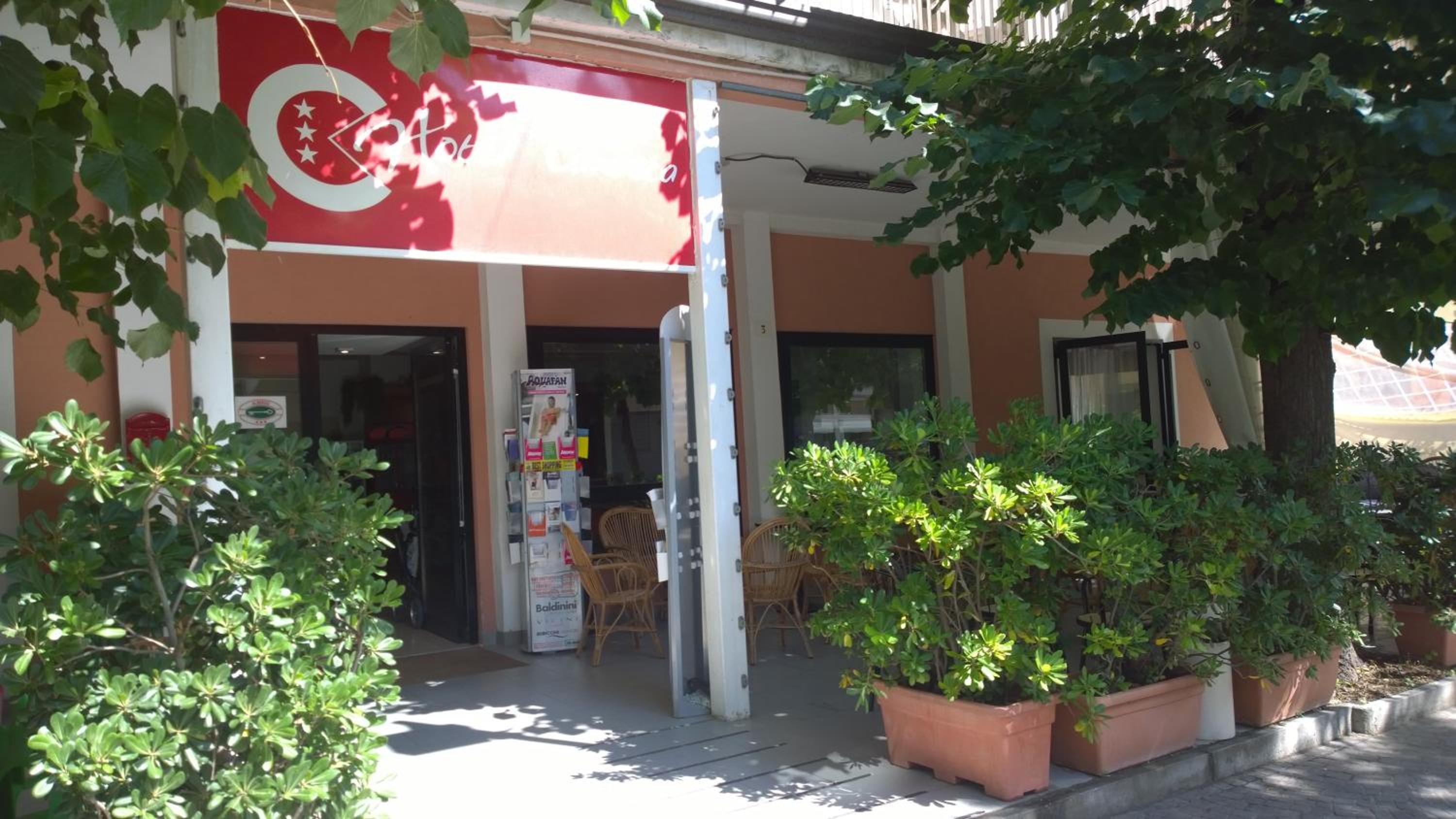 Фото Hotel Canasta