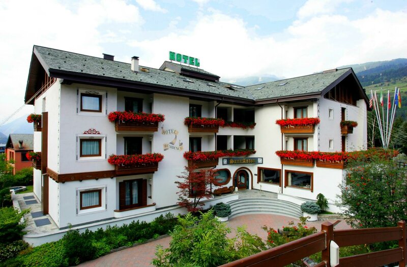 Гостиница Hotel Residence Sant Anton в Бормио