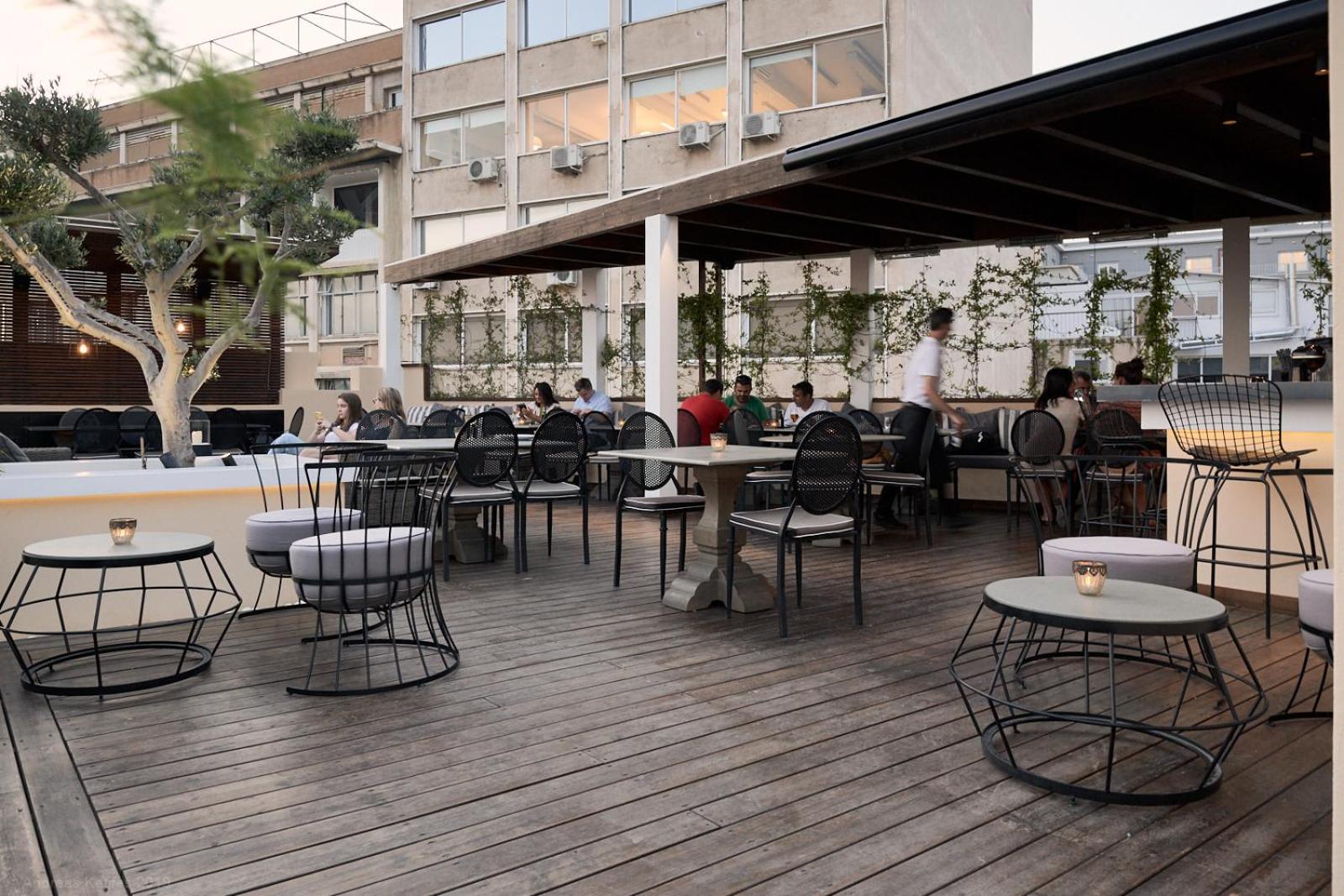 Фото Athens Mansion Luxury Suites