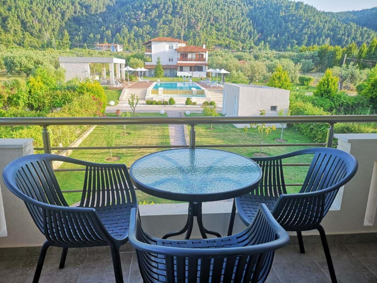 Фото Fillis House